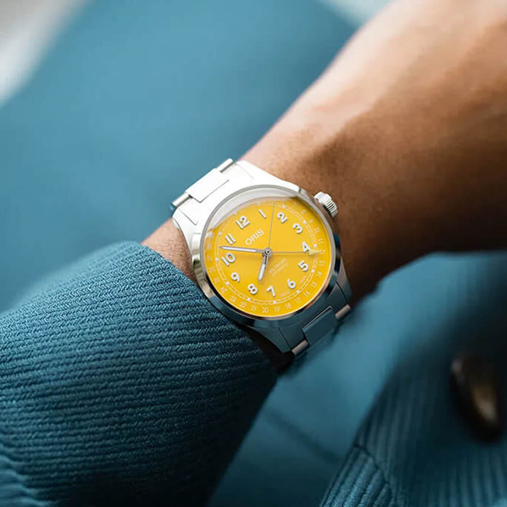 Oris Big Crown Pointer Date 40mm Yellow Dial Steel Bracelet Watch image number 2