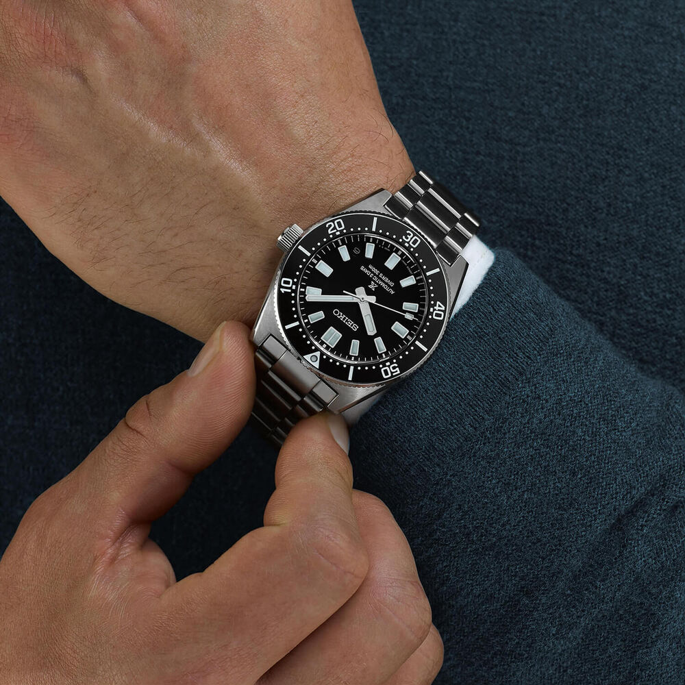 Seiko Prospex 1965 Revival Diver’s 40mm Cove Black Dial Steel Bracelet Watch image number 9