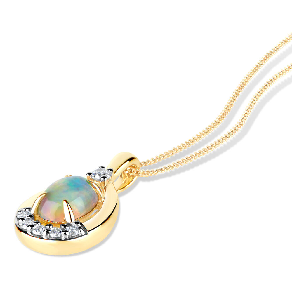 9ct Yellow Gold 0.08ct Diamond & Opal Pendant image number 1