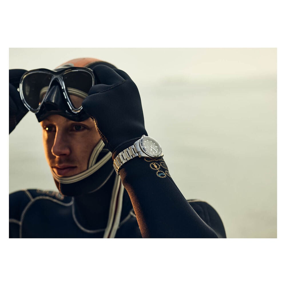 Certina DS Action Diver 43mm Black Dial Steel Case Bracelet Watch image number 5