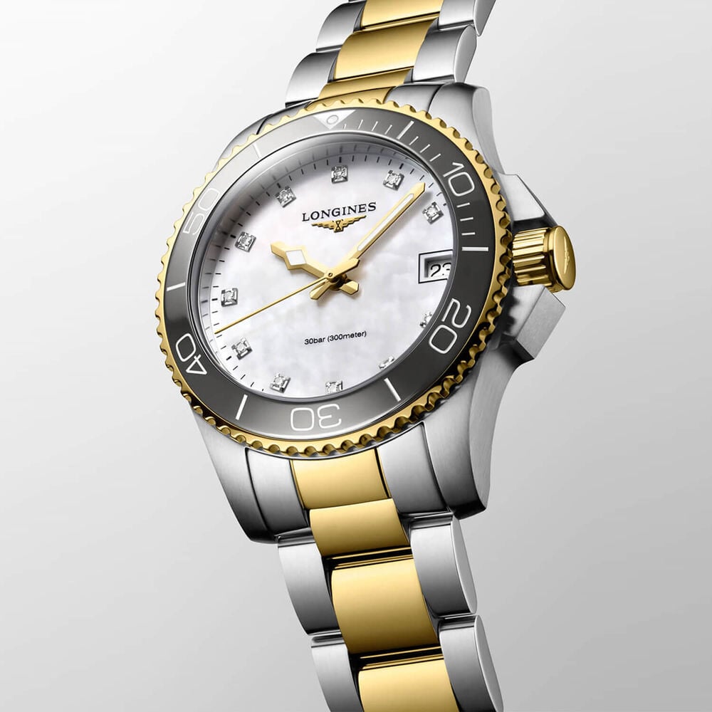 Longines Diving Hydroconquest Ladies 32mm Pearlised Dial Steel & Yellow Gold PVD Bracelet Watch image number 3