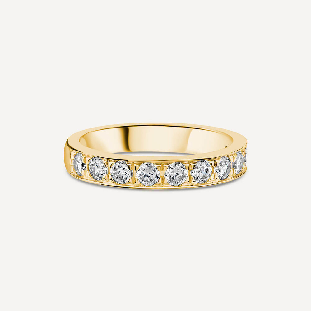 18ct Yellow Gold 3.5mm 0.67ct Diamond Pave Set Wedding Ring image number 2