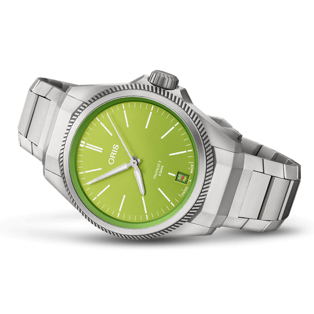 Oris ProPilot X Kermit Edition 39mm Green Dial Titanium Bracelet Watch image number 2