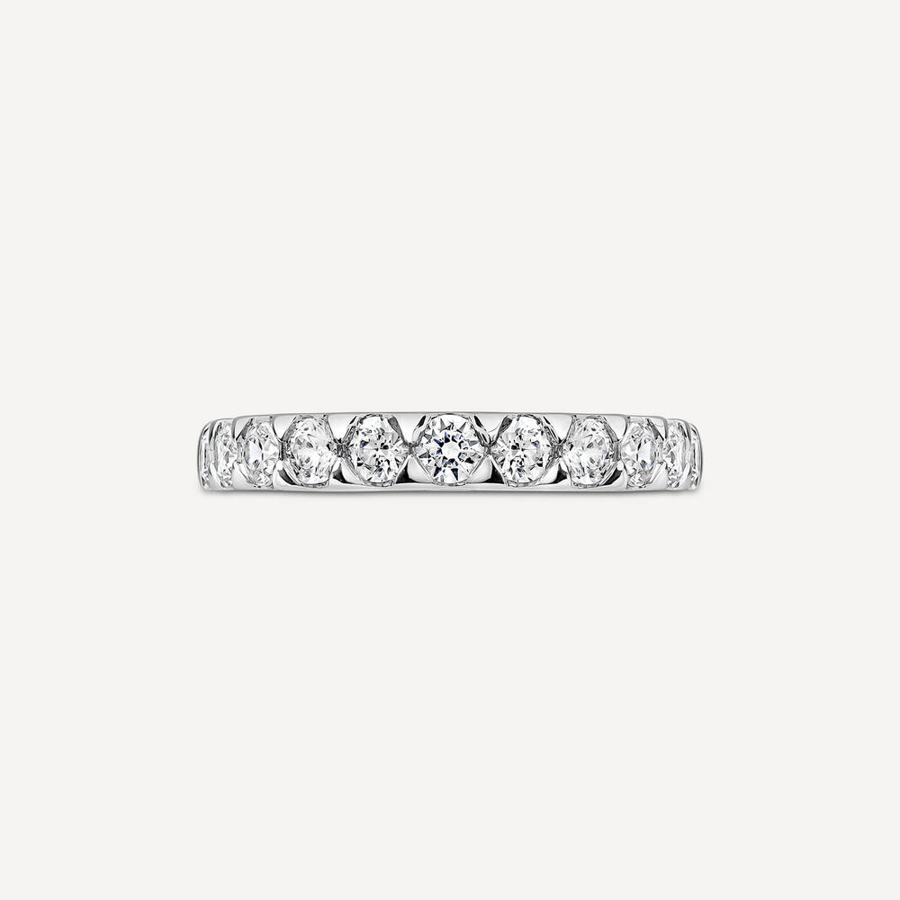 18ct White Gold 3mm 0.70ct Diamond Triangle Claw Wedding Ring image number 1