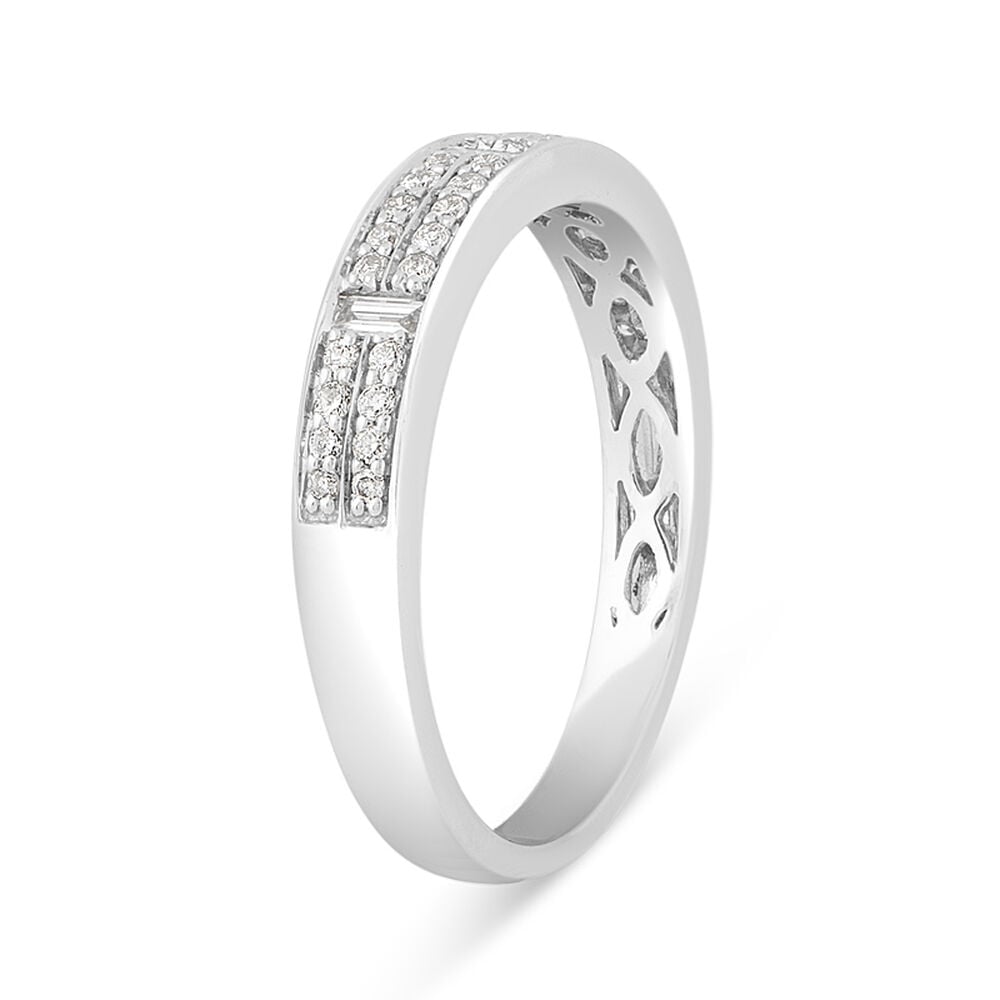 Ladies' 18ct White Gold 0.28 Carat Round Brilliant and Baguette Diamond 3mm Wedding Ring image number 3