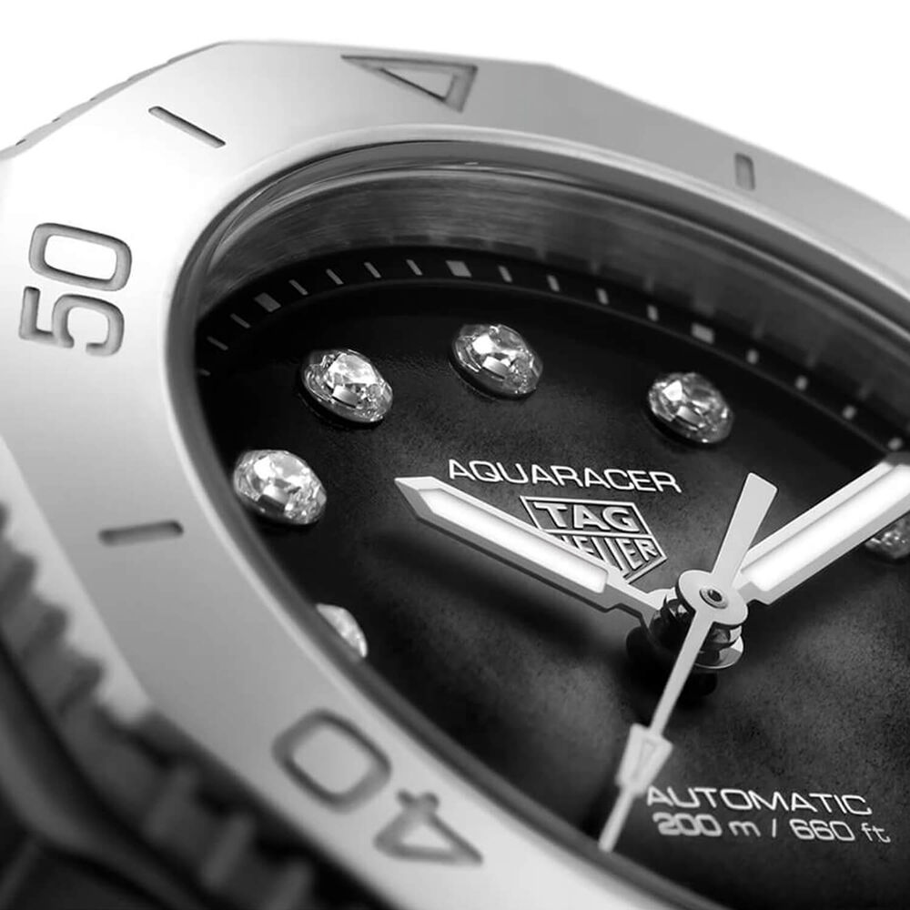 Pre-Owned TAG Heuer Aquaracer Professional 200 Date 30mm Black Diamond Dial Bracelet Watch image number 2