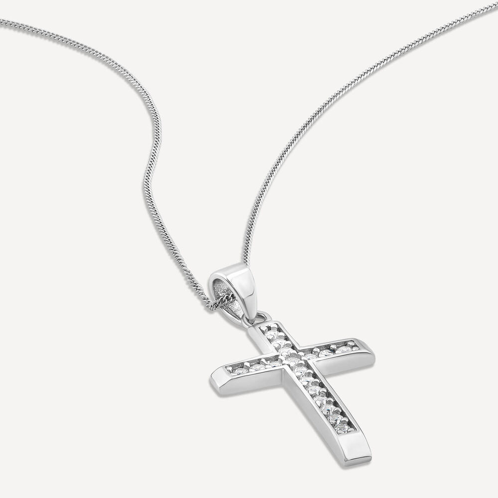 9ct White Gold Cubic Zirconia Channel Set Cross Pendant image number 3