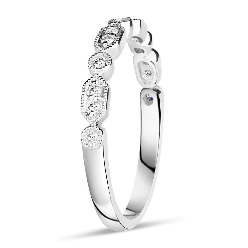 9ct White Gold Vintage Style 0.13ct Diamond Set Wedding Ring image number 3