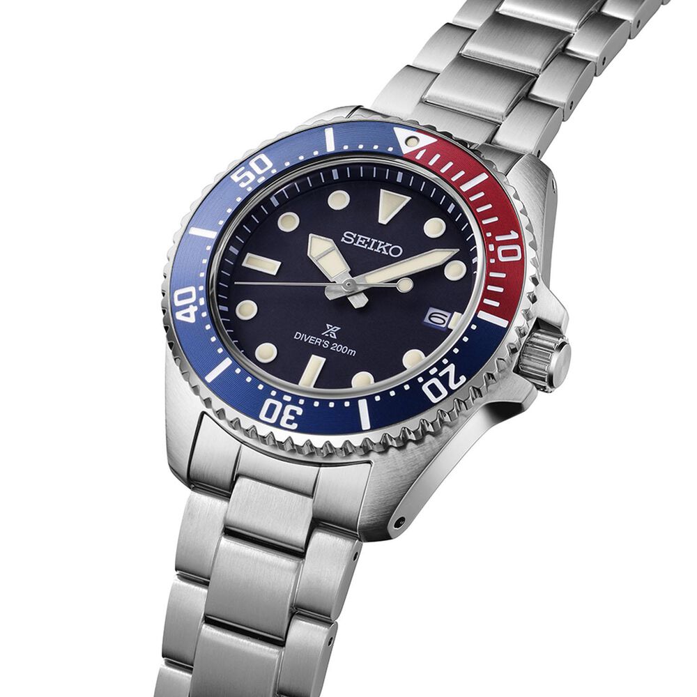 Seiko Prospex Solar Diver&rsquo;s 41mm Blue Dial Red & Blue Bezel Stainless Steel Bracelet Watch image number 2