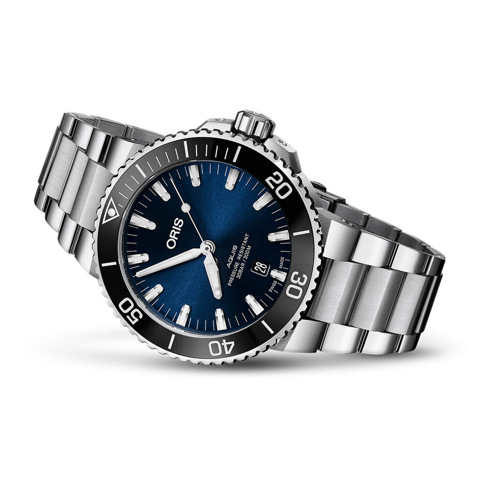 Oris Aquis Date Automatic Blue Dial Steel Bracelet Watch