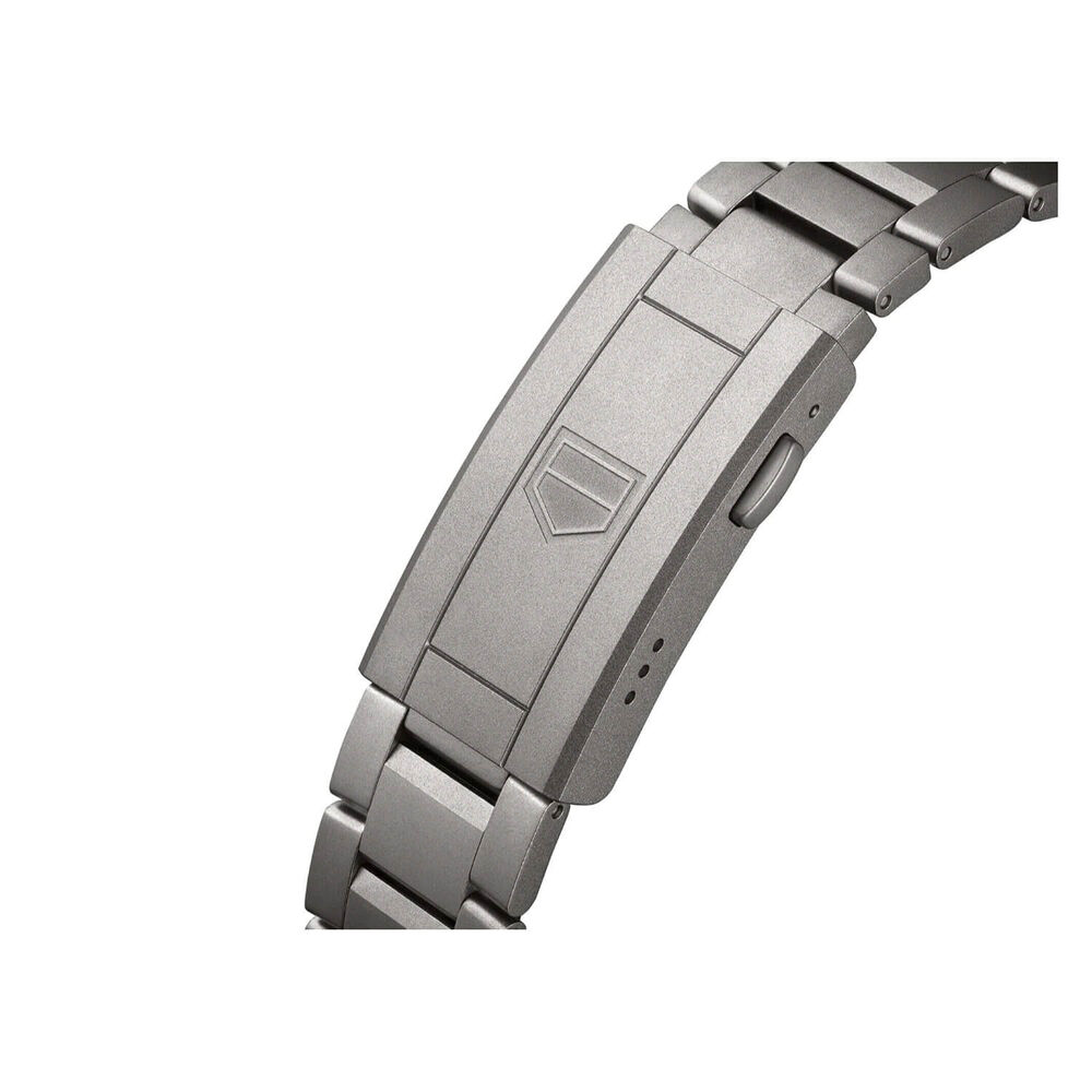 TAG Heuer Aquaracer Professional 200 Solargraph 40mm Black Dial Titanium Bracelet Watch image number 4