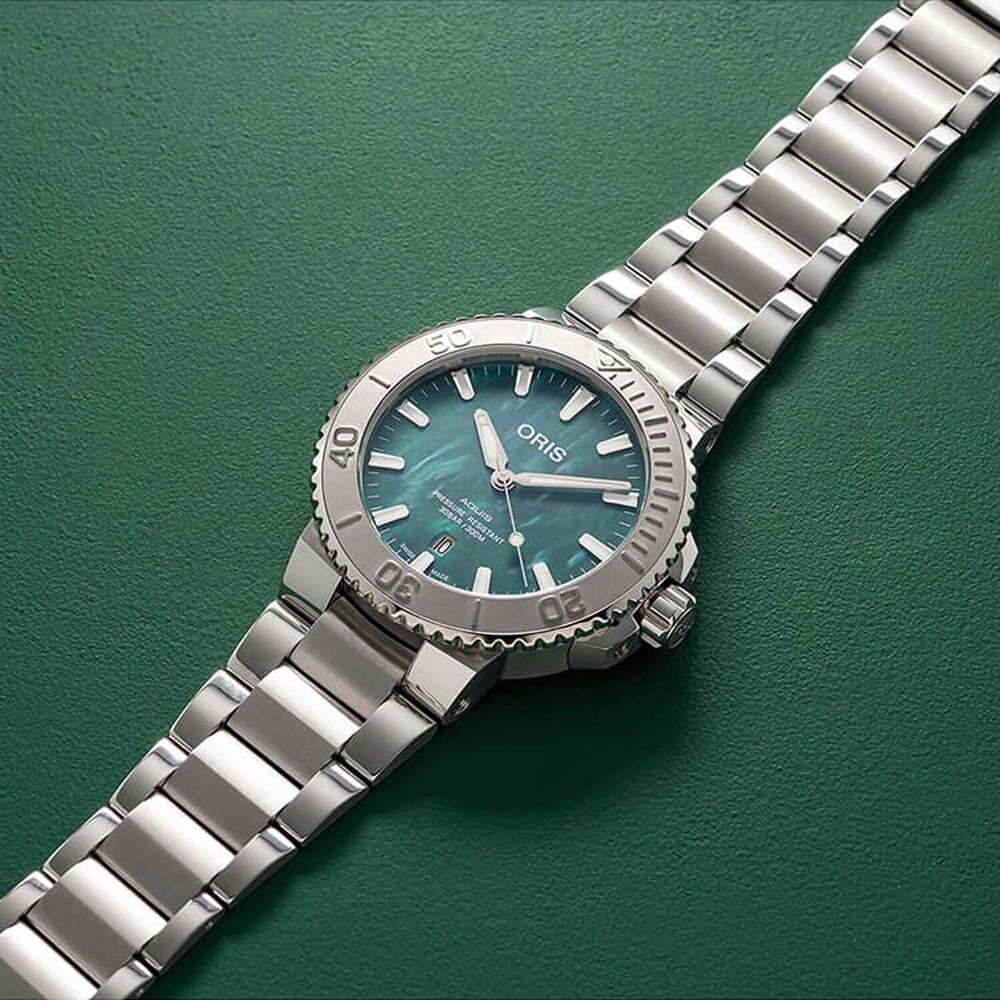 Oris x Bracenet Aquis 43.5mm Green Textured Dial Steel Case & Bracelet Watch