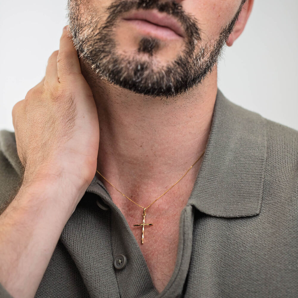 9ct Yellow Gold Diamond Cut Cross Pendant image number 4