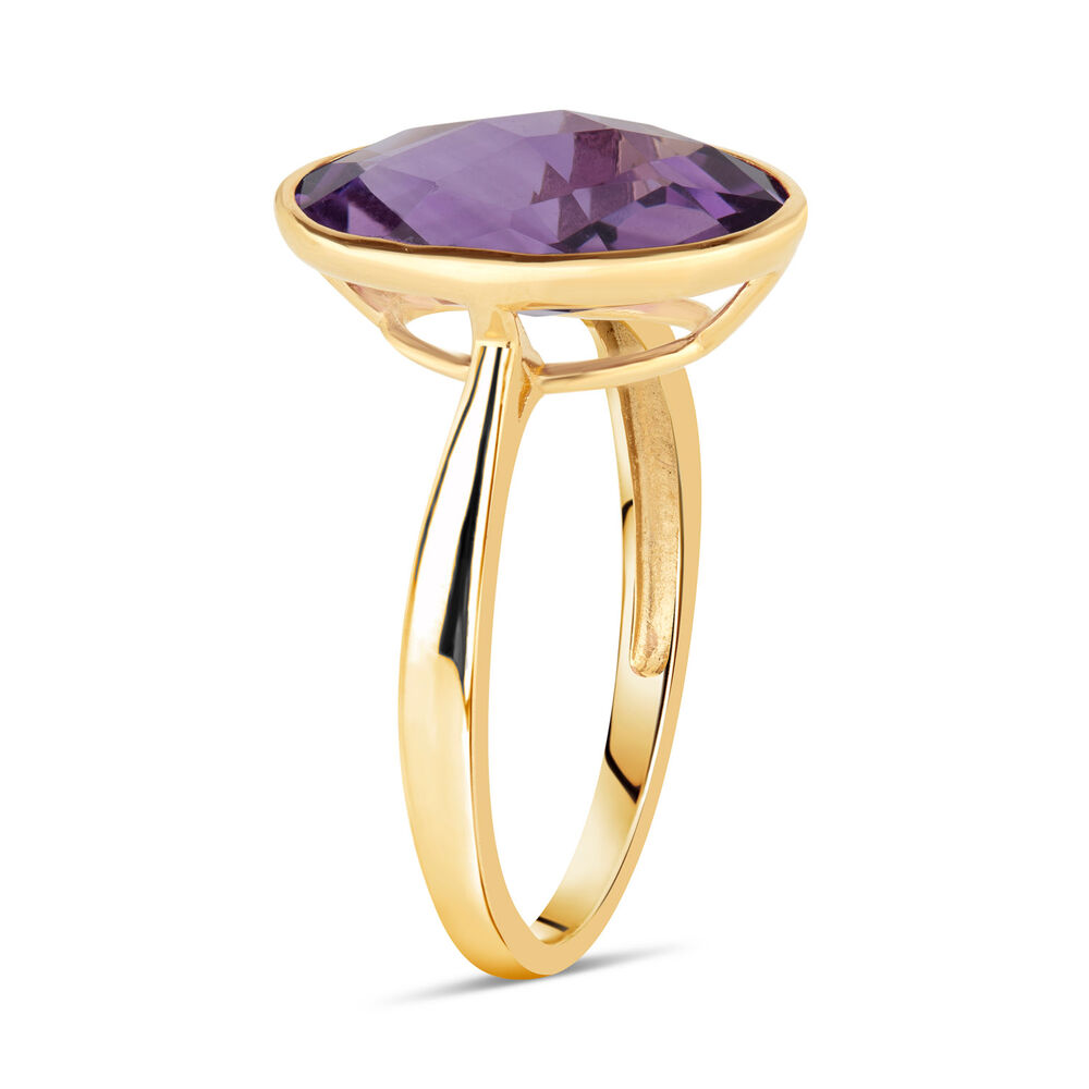 Ladies' 9ct Yellow Gold Oval Amethyst Ring image number 6