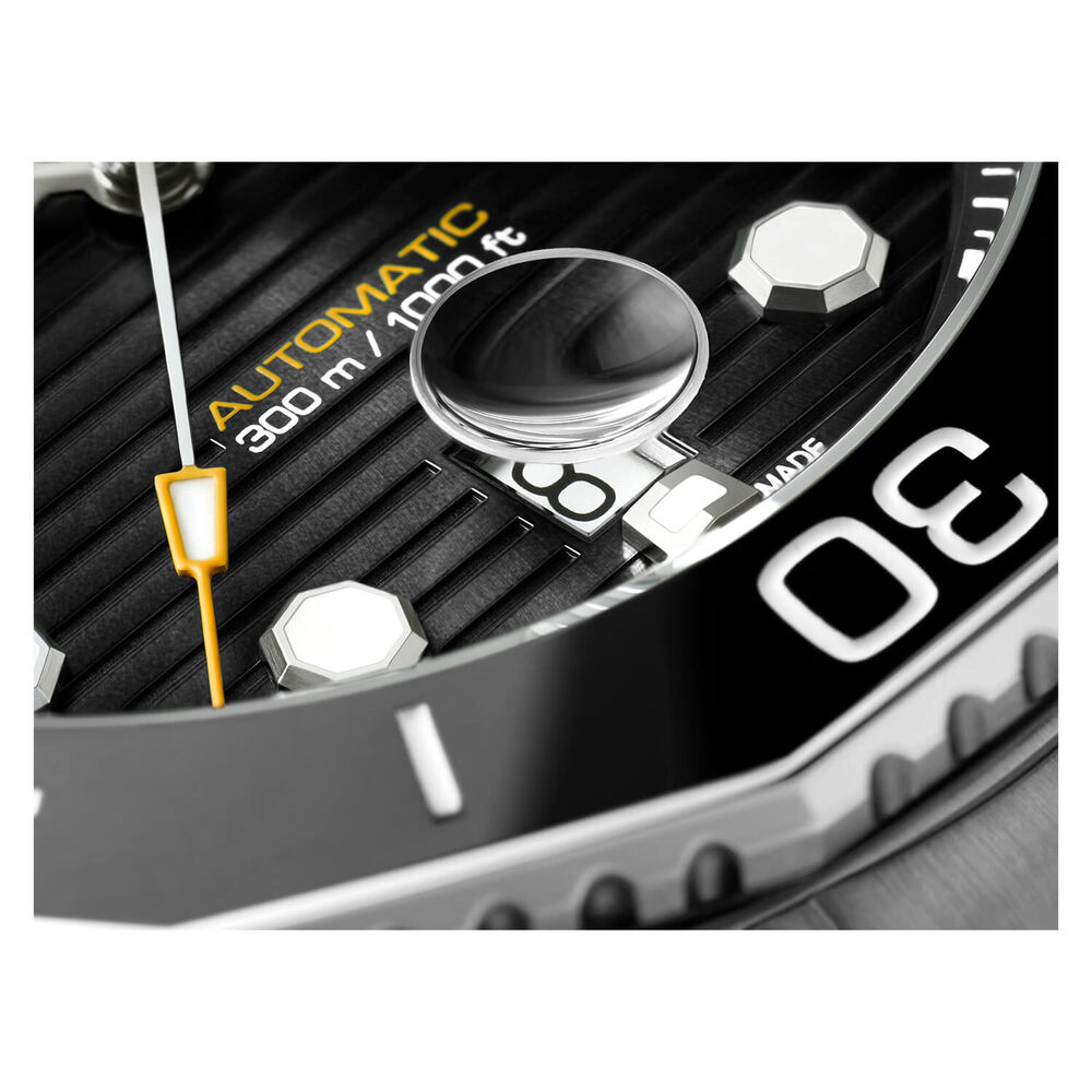 TAG Heuer Aquaracer Diver 43mm Black Black Bezel Steel Case Watch image number 2
