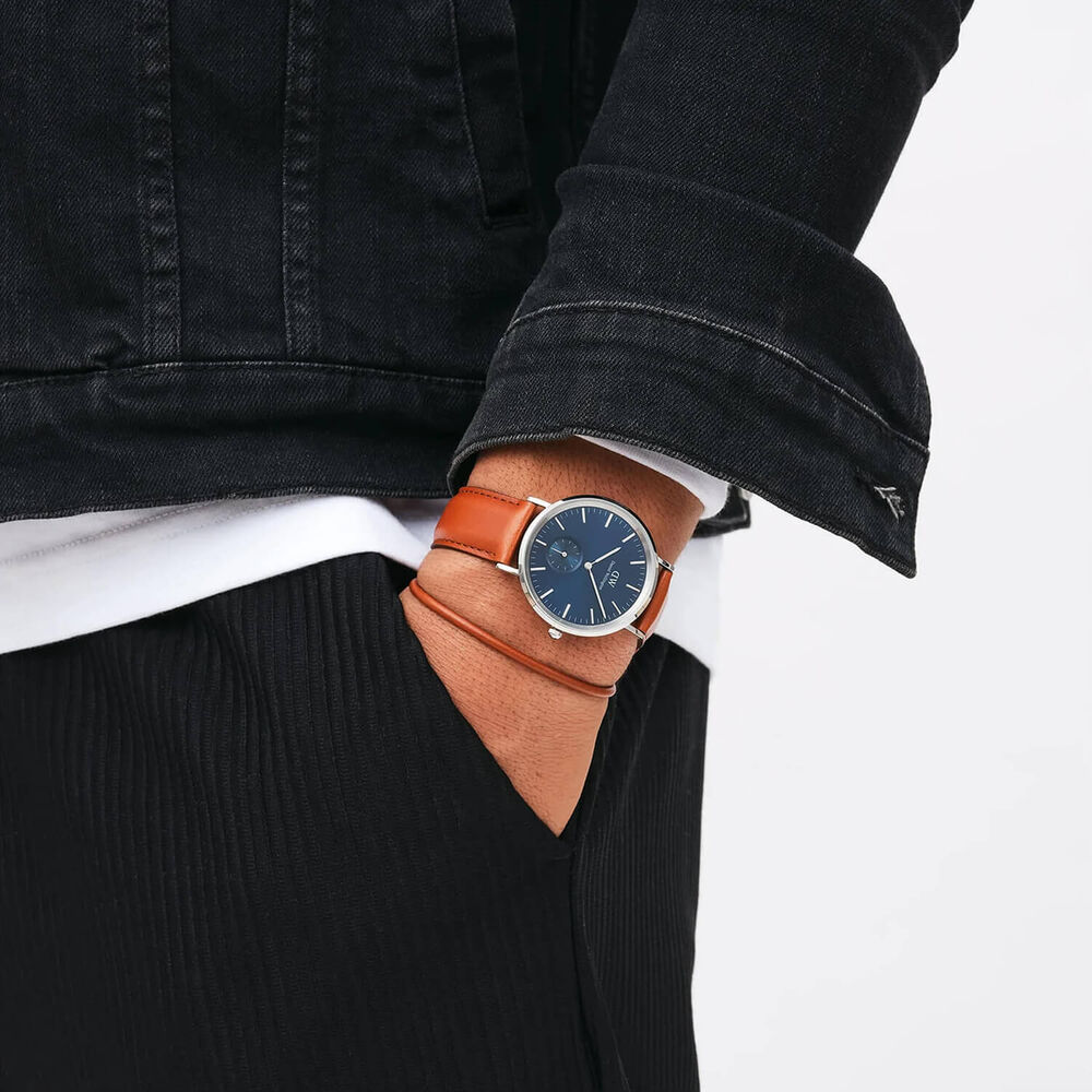 Daniel Wellington Classic 40mm Multi-Eye St Mawes Arctic Dial Brown Leather Strap Watch image number 3