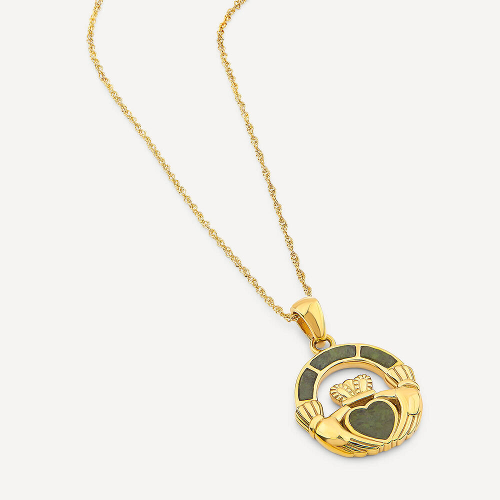 9ct Yellow Gold Marble Claddagh Pendant image number 2