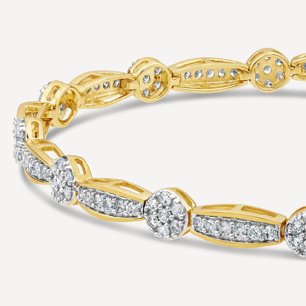 9ct Yellow Gold 1.96ct Diamond Cluster Bar Bracelet