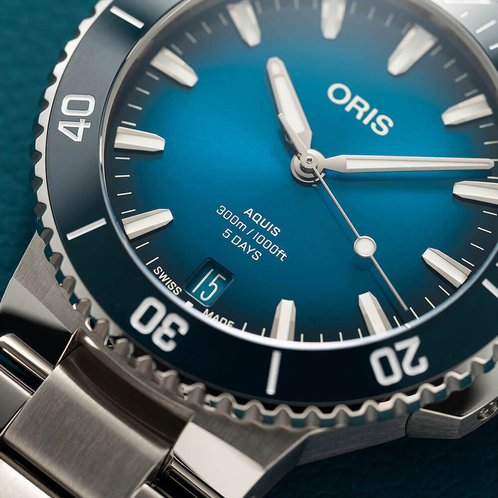 Oris Aquis Date Calibre 400 43.5mm Blue Dial Stainless Steel Bracelet Watch