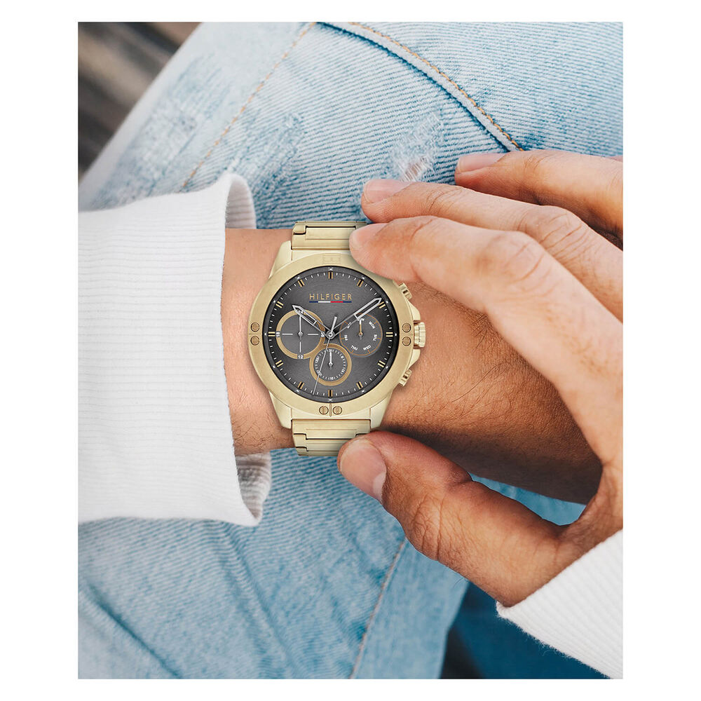 Tommy Hilfiger 46mm Grey Dial Vintage Gold Case Bracelet Watch image number 3