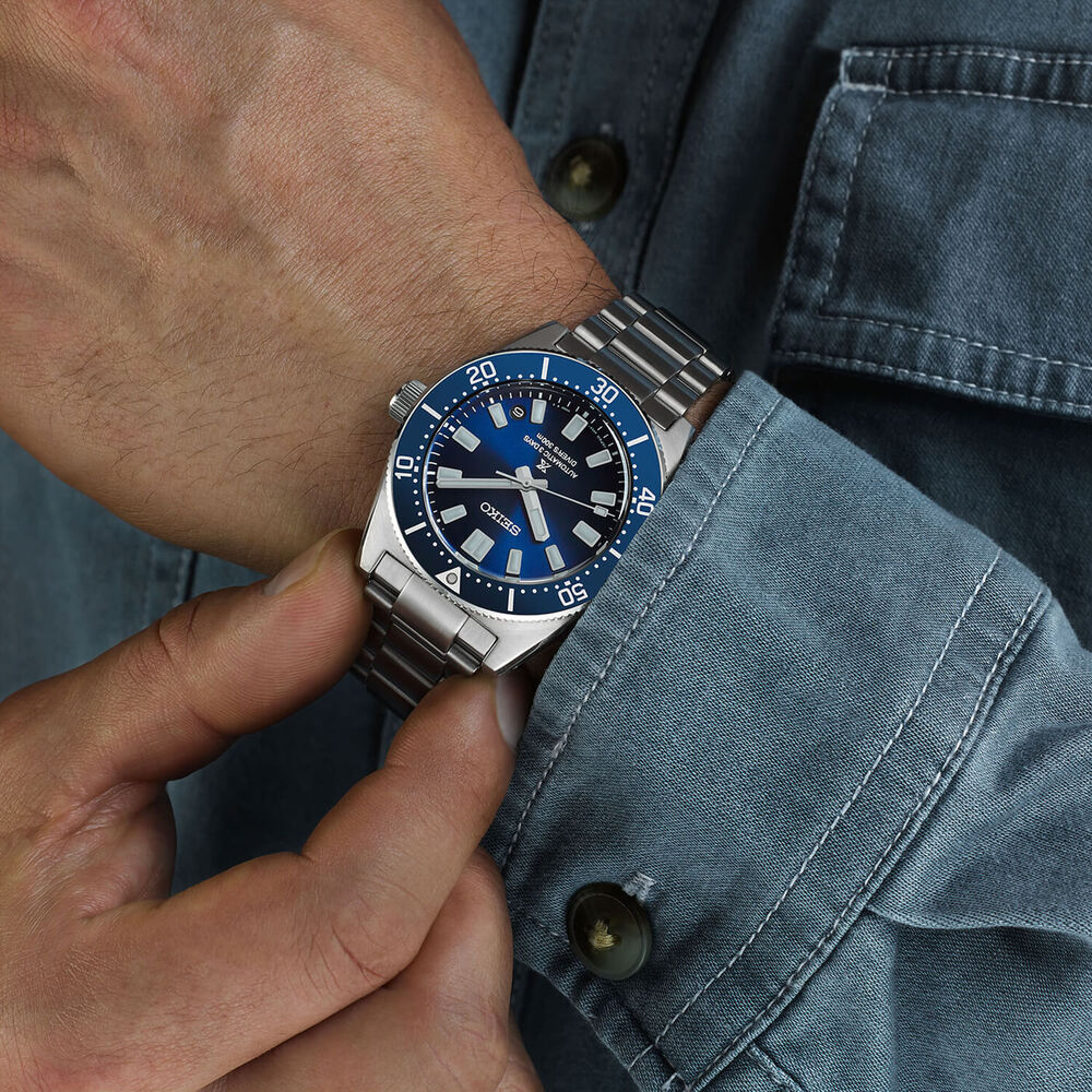 Seiko Prospex 1965 Revival Diver’s 40mm Scuba Blue Dial Steel Bracelet Watch image number 7