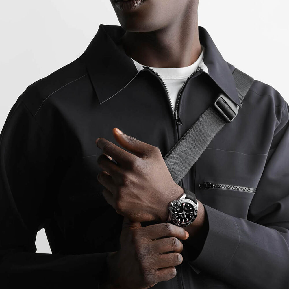 Longines Hydroconquest 41mm Sunray Black Dial Steel & Ceramic Case Rubber Strap Watch image number 4