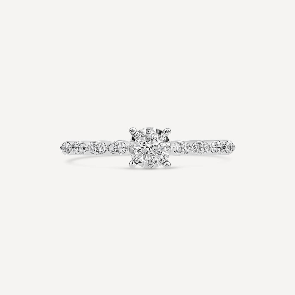 18ct White Gold Illusion Solitaire Vintage 0.37ct Diamond Shoulders Ring