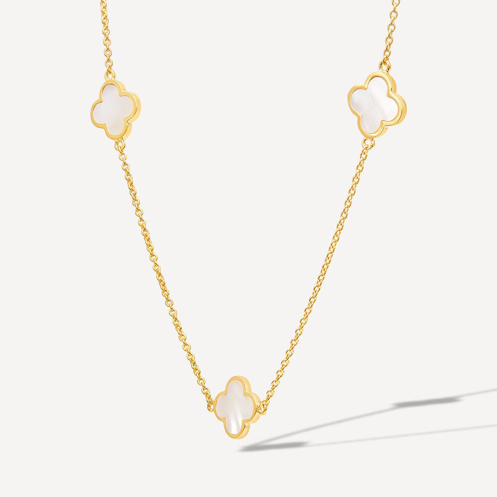Yellow Gold Plated Sterling Silver Mother of Pearl 5 Clover Petal Necklet image number 1