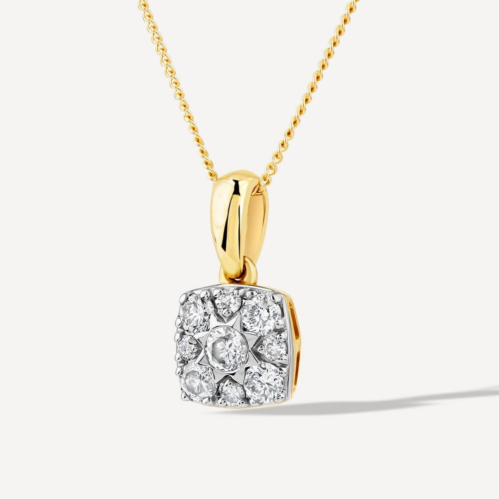 9ct Yellow Gold Square 0.25ct Diamond Cluster Pendant