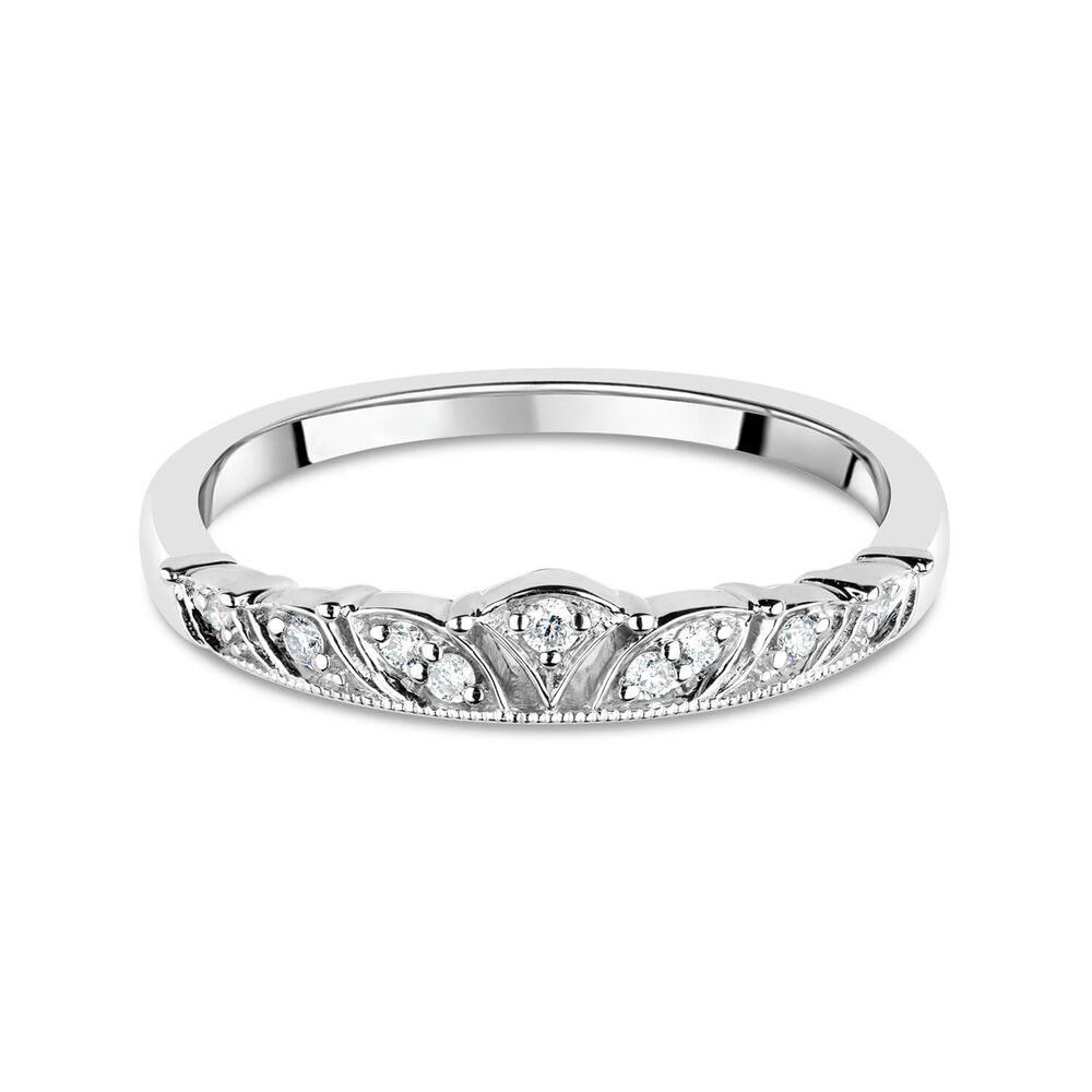 9ct White Gold Antique-Style 0.06ct Diamond Set Wedding Ring image number 4