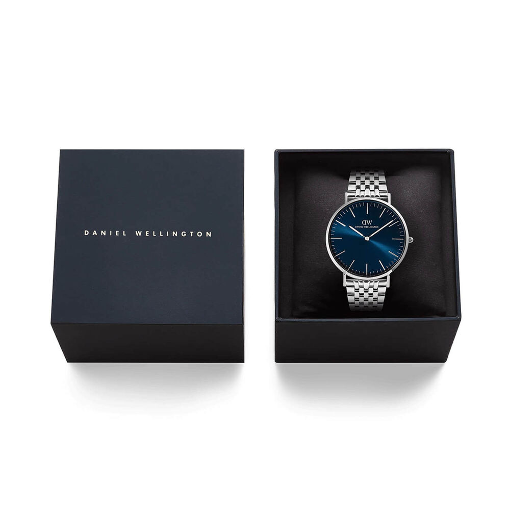 Daniel Wellington Classic 40mm Blue Sunray Dial Stainless Steel Bracelet Watch