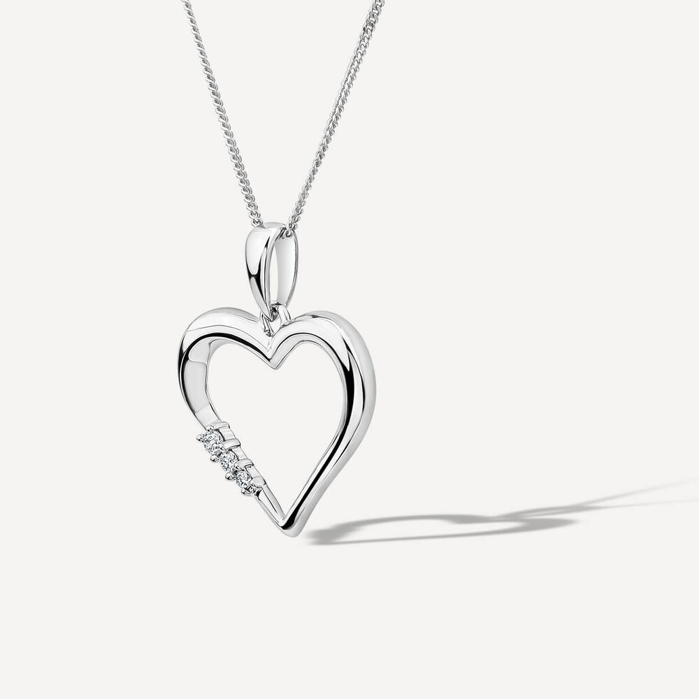 9ct White Gold and Diamond Heart Pendant