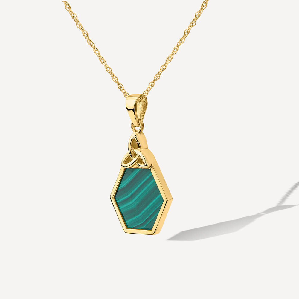 9ct Yellow Gold Green Malachite Trinity Knot Hexagon Pendant