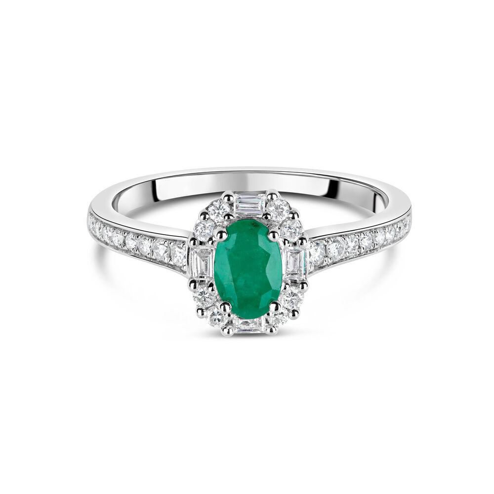 9ct White Gold 0.22ct Diamond Emerald Shoulders Ring image number 4
