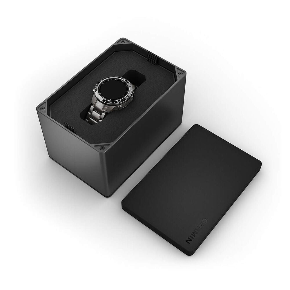Garmin MARQ® Aviator (Gen 2) 46mm Titanium Case Bracelet Watch image number 6