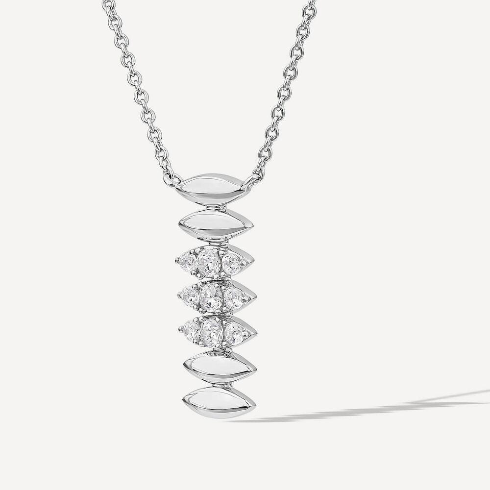 Sterling Silver Cubic Zirconia Oblong Link Shaped Pendant image number 1