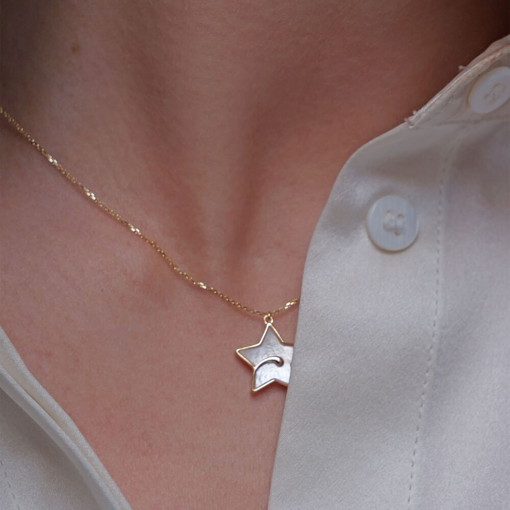 9ct Yellow Gold Mother of Pearl Star Necklet image number 3