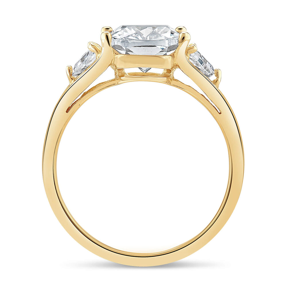 9ct Yellow Gold Cubic Zirconia Cushion & Sides Ring image number 2