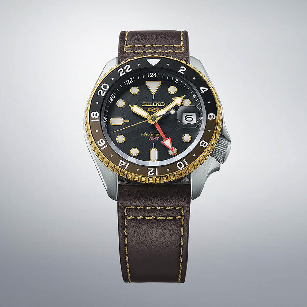 Seiko 5 Sports SKX GMT Mocha 42.5mm Black Dial Brown Leather Strap Watch image number 3