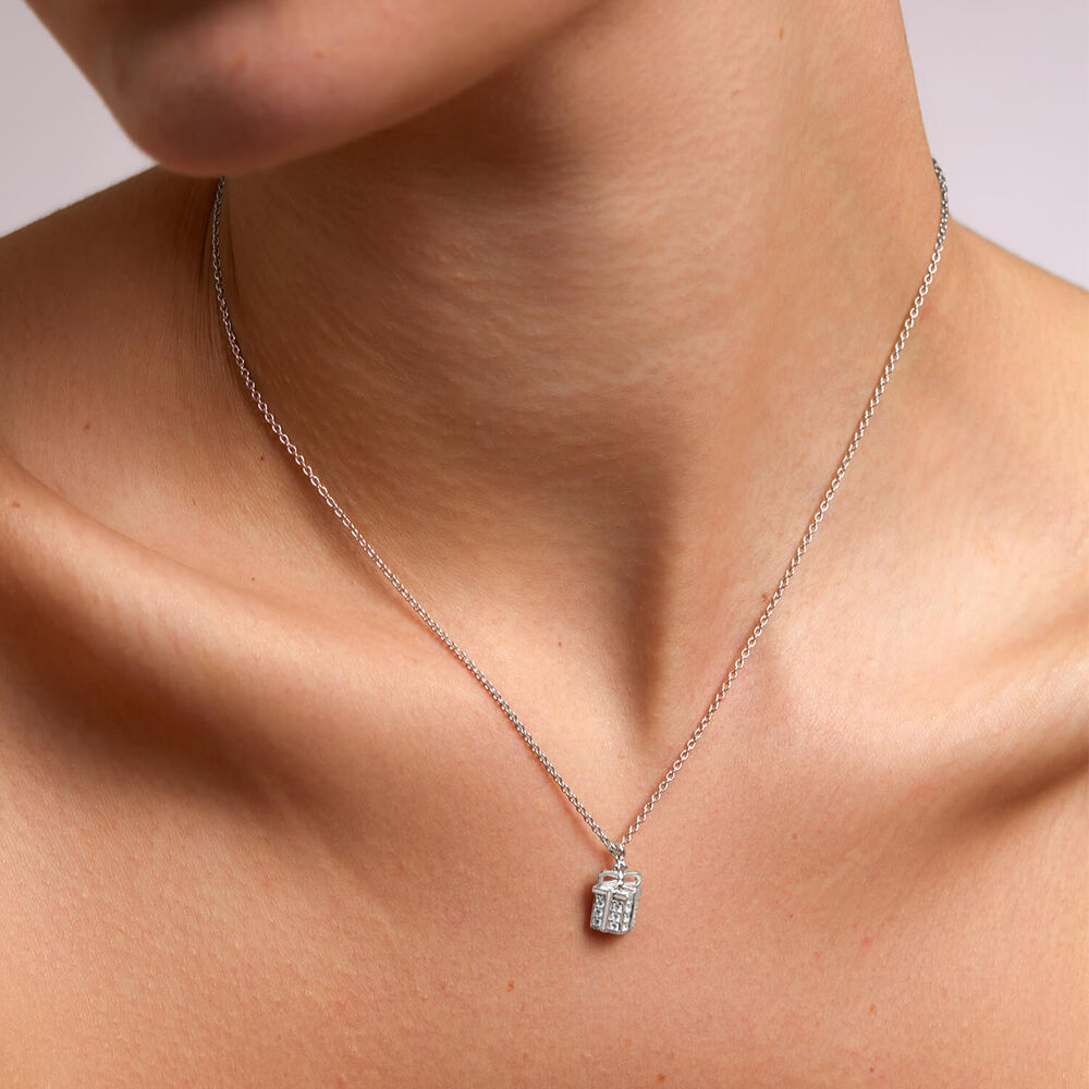 Sterling Silver 0.12ct Diamond Gift Pendant image number 6