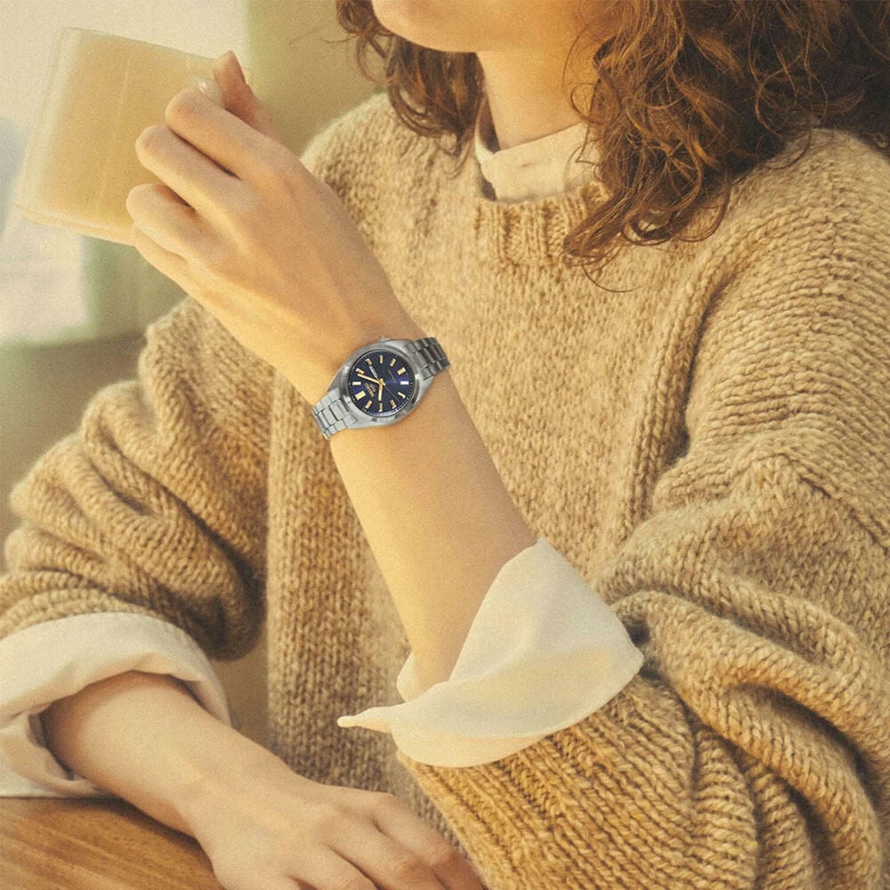 Seiko 5 Sports SNXS Hebitama 32mm Blue Dial Stainless Steel Bracelet Watch image number 4