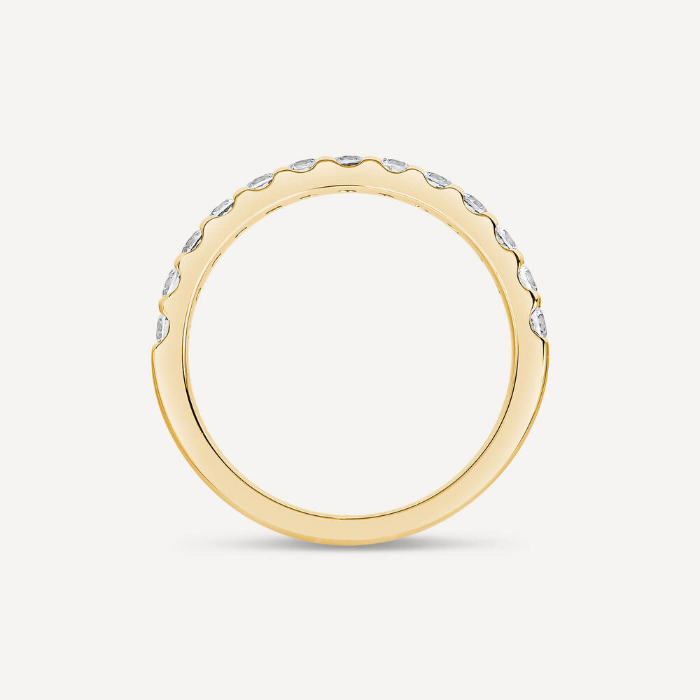 18ct Yellow Gold 2.5mm 0.45ct Round Diamond Triangle Claw Wedding Ring image number 3