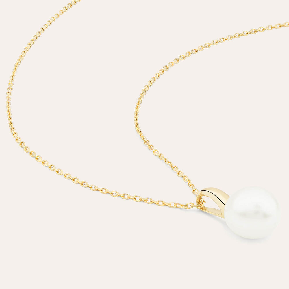 9ct Yellow Gold Polished Pearl Pendant (Chain Included)