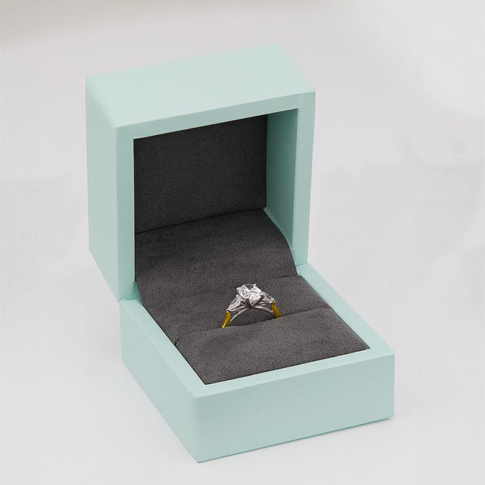 Born 18ct Yellow Gold 1.40ct Lab Grown Oval Centre & Pear Sides Diamond Ring image number 5