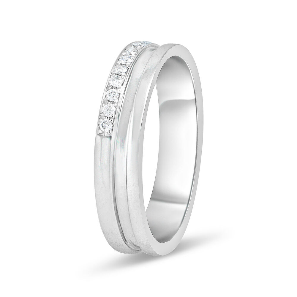 18ct White Gold Polished Line .14 Carat Diamond Edge Wedding Band image number 3