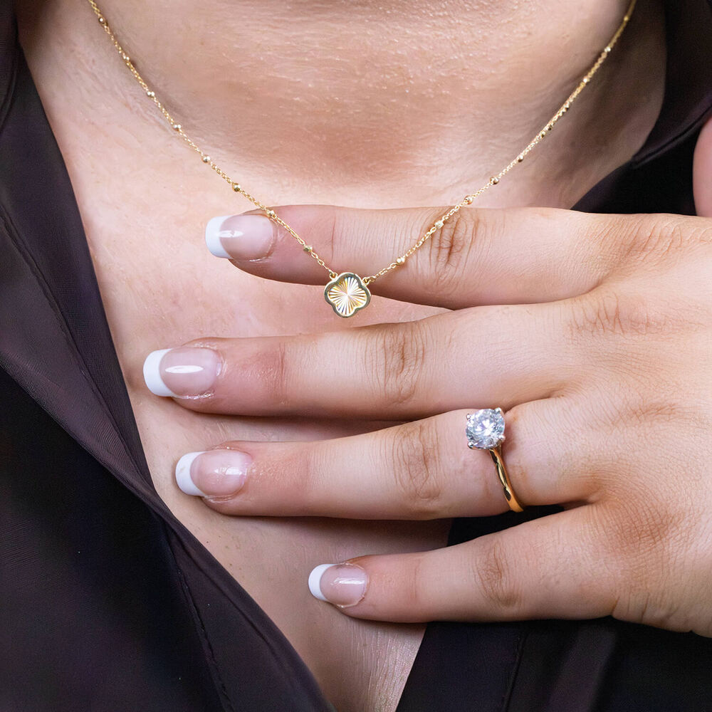 9ct Yellow Gold Iridescent Clover Petal Beaded Necklet