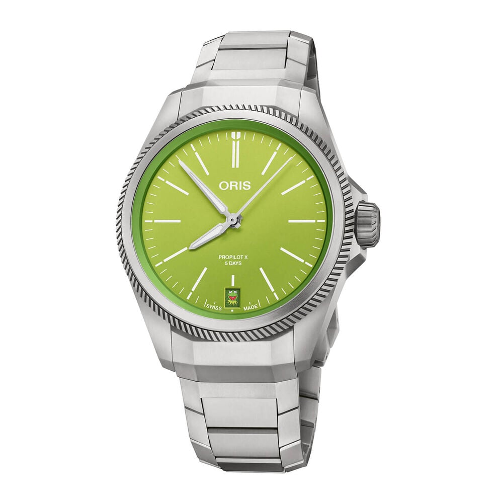 Oris ProPilot X Kermit Edition 39mm Green Dial Titanium Bracelet Watch image number 0
