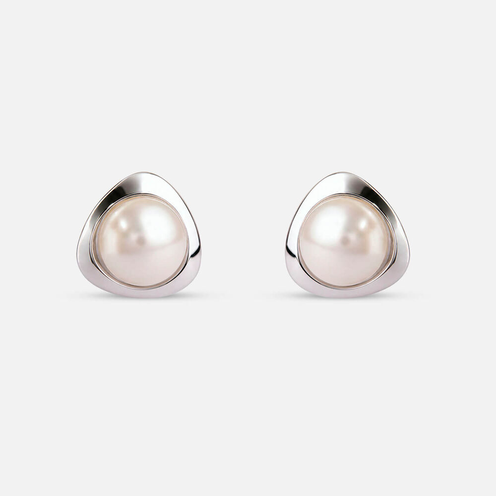 Sterling Silver Freshwater Pearl in Polished Triangle Stud Earrings