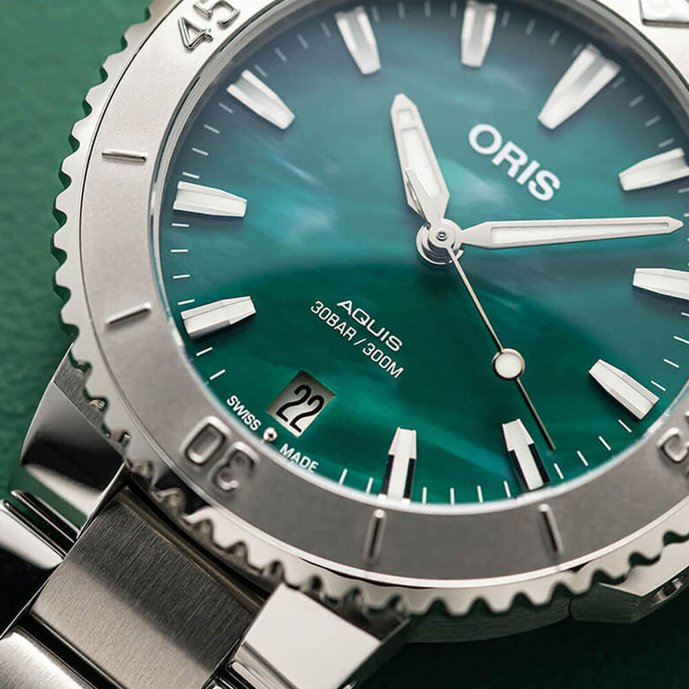 Oris x Bracenet Aquis 43.5mm Green Textured Dial Steel Case & Bracelet Watch