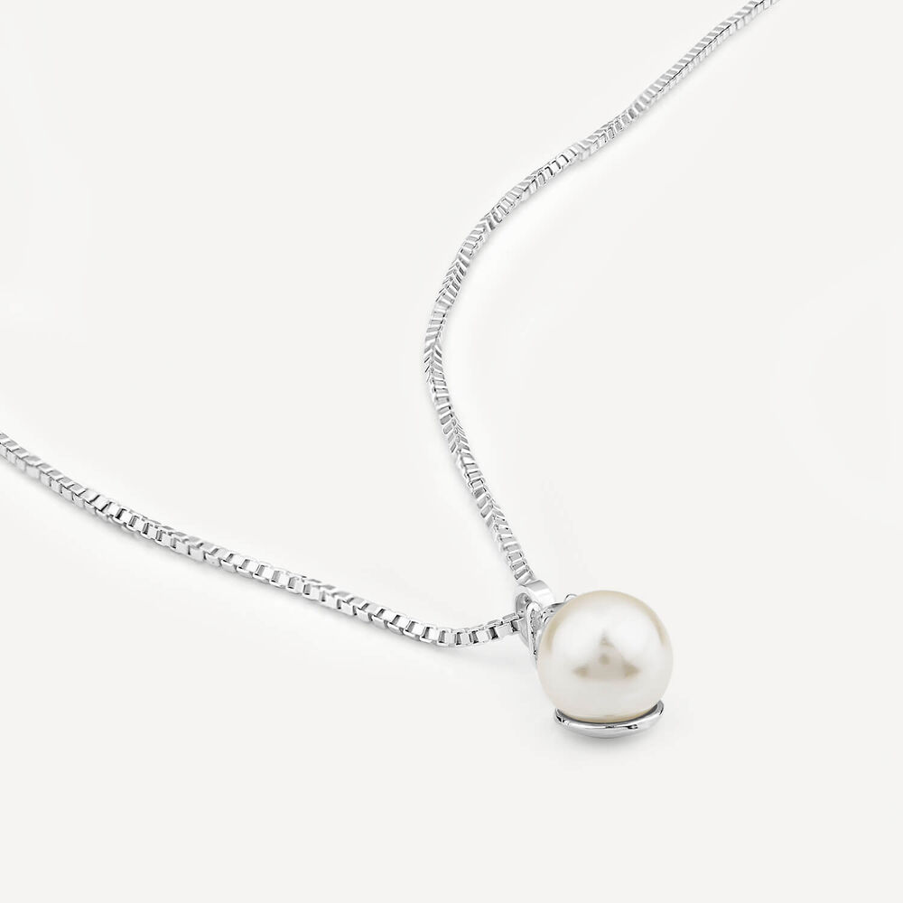 Sterling Silver Pearl & Cubic Zirconia Top Necklet image number 3